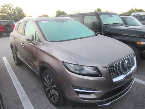 Used 2019 Lincoln MKC Reserve image 1