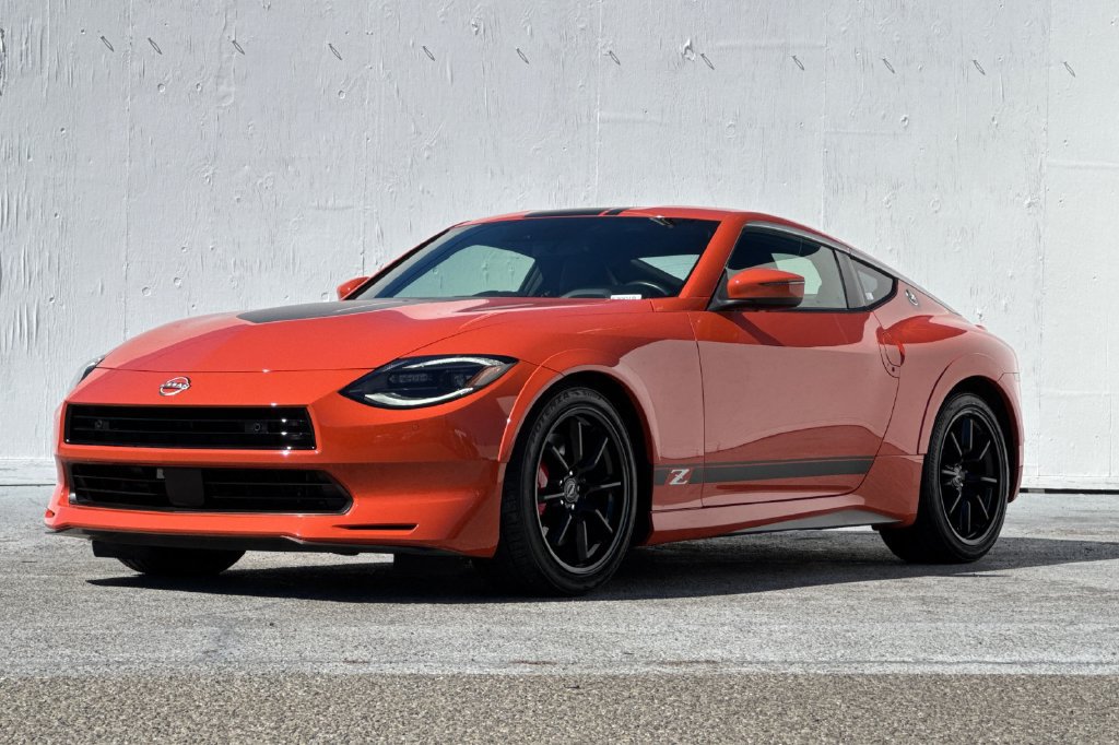 Used 2024 Nissan Z Performance w/ Heritage Edition RWD image 7