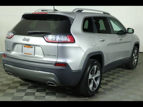 Used 2020 Jeep Cherokee Limited AWD/4WD image 10