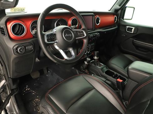 Used 2021 Jeep Wrangler Unlimited Rubicon AWD/4WD image 15