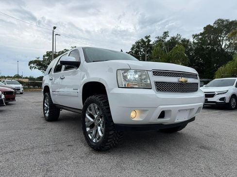 Used 2011 Chevrolet Tahoe LTZ RWD image 2