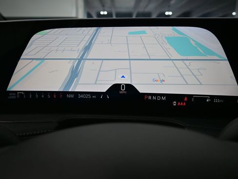 Used 2024 Cadillac XT4 Premium Luxury image 32