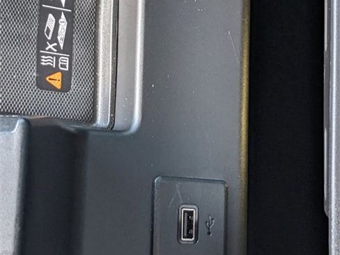 Used 2024 Chevrolet Silverado 2500 High Country w/ High Country Premium Package image 30