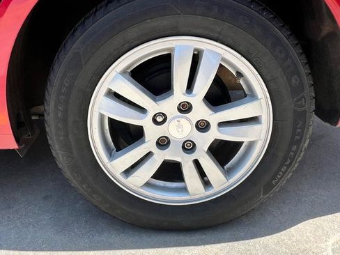 Used 2014 Chevrolet Sonic LT FWD image 36