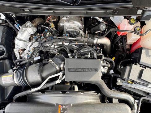 Used 2025 GMC Sierra 2500 Denali Ultimate w/ Max Trailering Package image 11