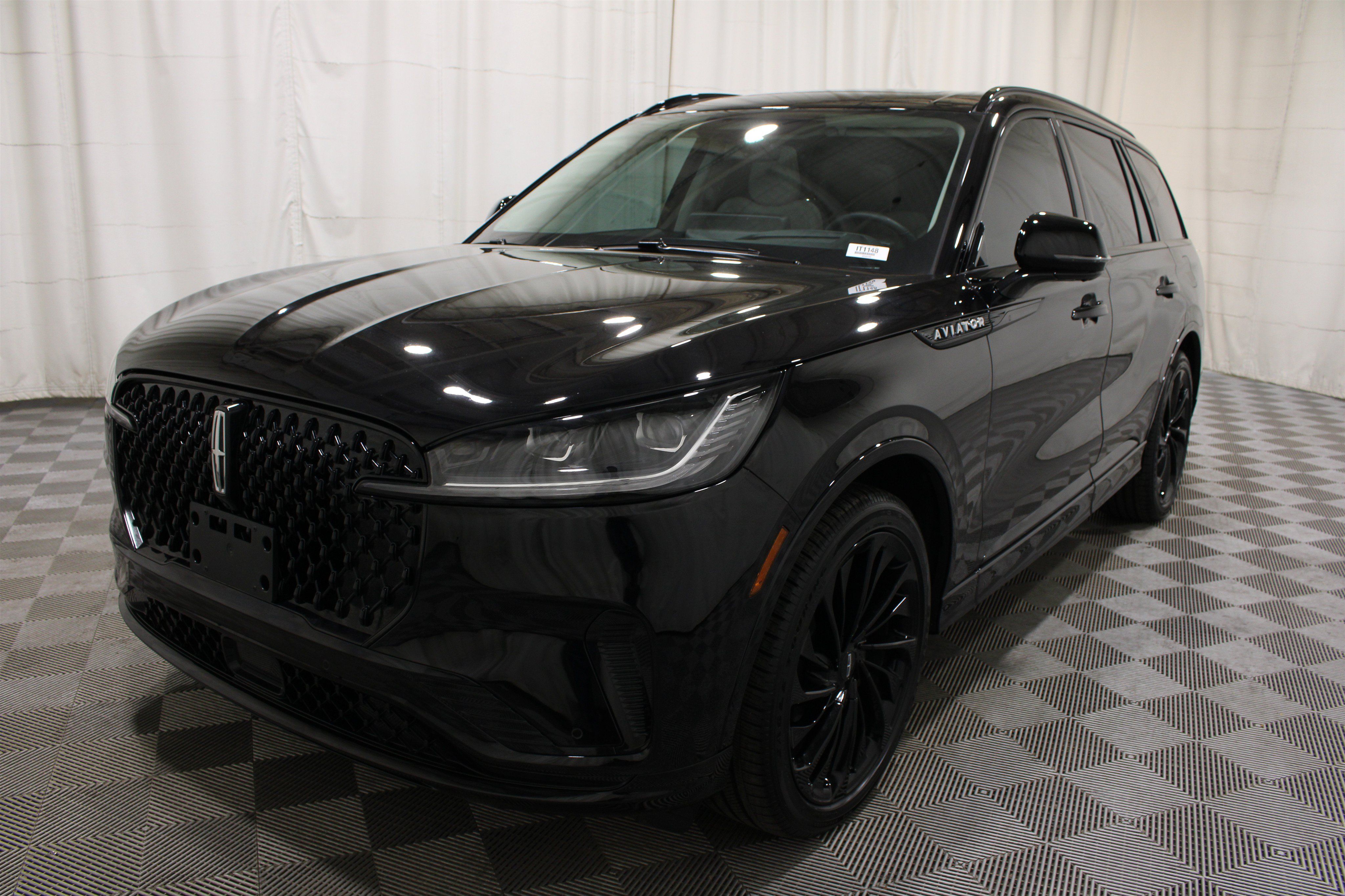 Certified 2026 Lincoln Aviator Reserve AWD/4WD image 38