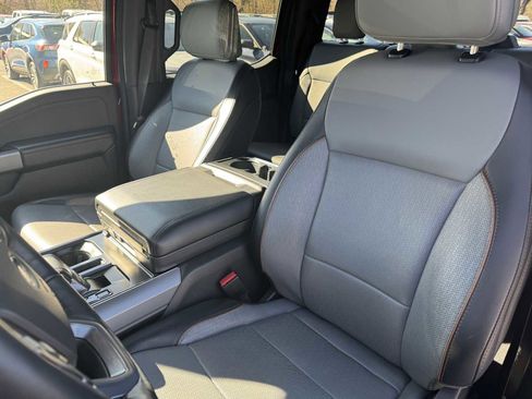 Used 2024 Ford F150 Lightning Lariat image 25