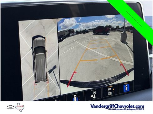 Used 2022 Chevrolet Suburban RST w/ Sport Performance Package AWD/4WD image 18