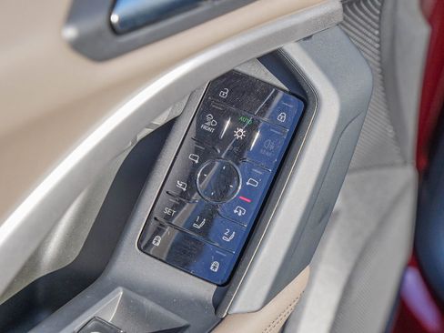 New 2025 Audi Q5 Premium Plus image 16