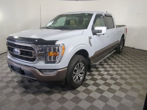 Used 2022 Ford F150 Lariat image 9