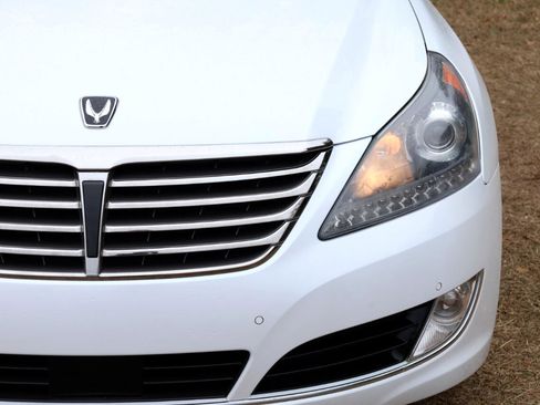 Used 2016 Hyundai Equus Signature image 27