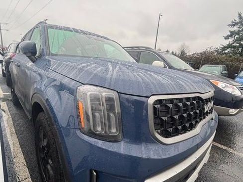 Used 2023 Kia Telluride SX Prestige X-Pro image 3
