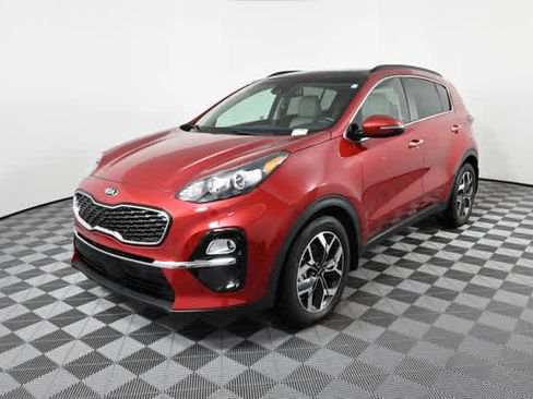 Used 2021 Kia Sportage EX w/ EX Technology Package image 2