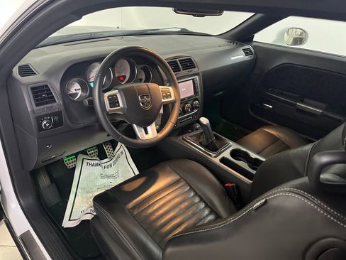 Used 2013 Dodge Challenger R/T Plus image 23