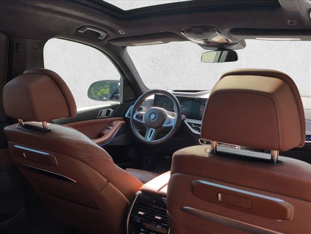 Used 2025 BMW X7 M60i w/ Executive Package AWD/4WD image 21
