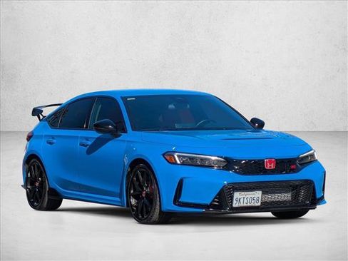 Used 2023 Honda Civic Type R image 3
