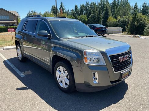 Used 2013 GMC Terrain SLE w/ Convenience Package AWD/4WD image 4