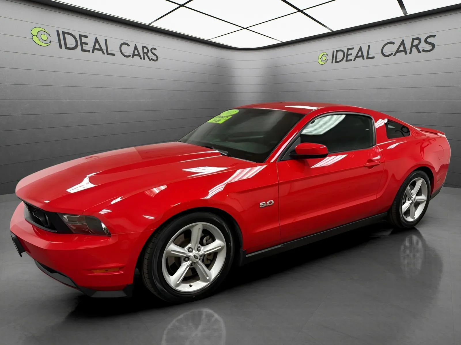 Used 2012 Ford Mustang GT RWD image 1