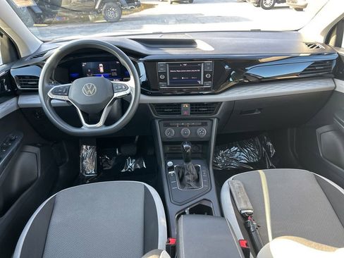 Used 2022 Volkswagen Taos S image 31