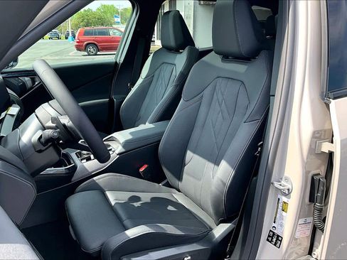 New 2026 BMW X3 xDrive30 image 9