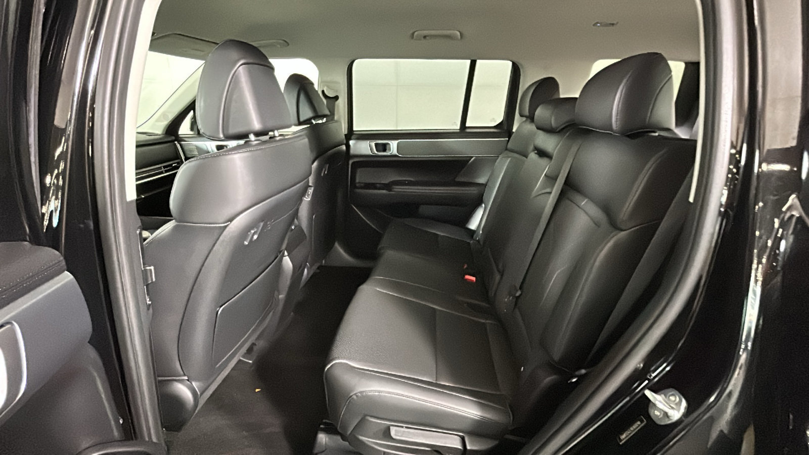 Certified 2024 Hyundai Santa Fe SEL AWD/4WD image 35