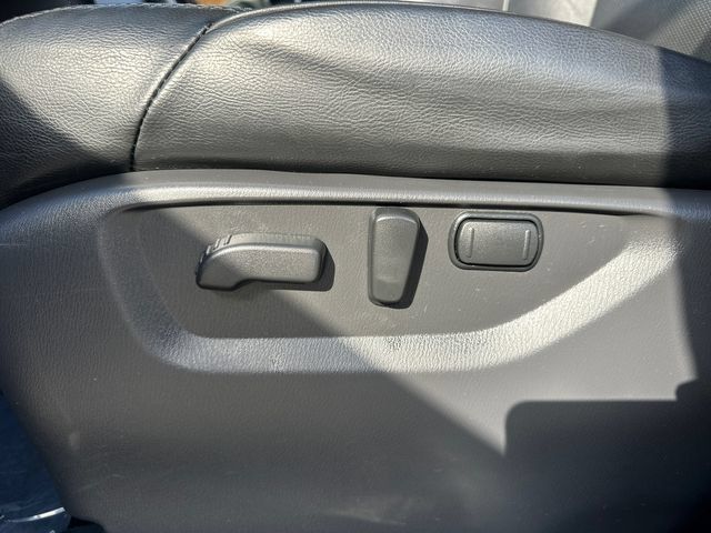 Used 2024 Nissan Armada SL AWD/4WD image 31