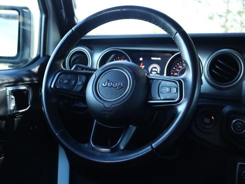 Used 2018 Jeep Wrangler Unlimited Sport S AWD/4WD image 9
