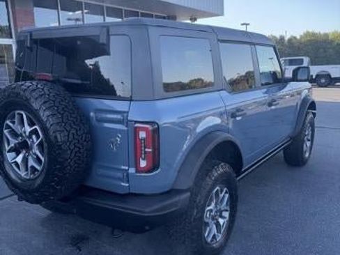 New 2025 Ford Bronco Badlands image 5