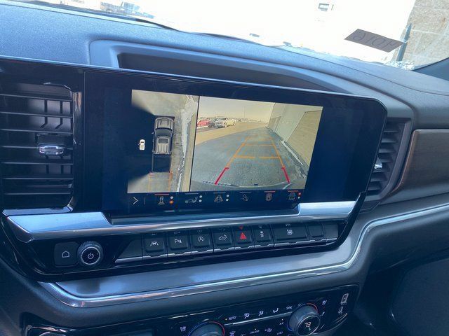 Used 2024 Chevrolet Silverado 1500 High Country AWD/4WD image 19