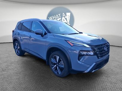 Used 2025 Nissan Rogue SL w/ SL Premium Package