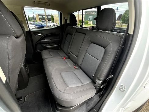 Used 2022 Chevrolet Colorado LT w/ LT Convenience Package image 21