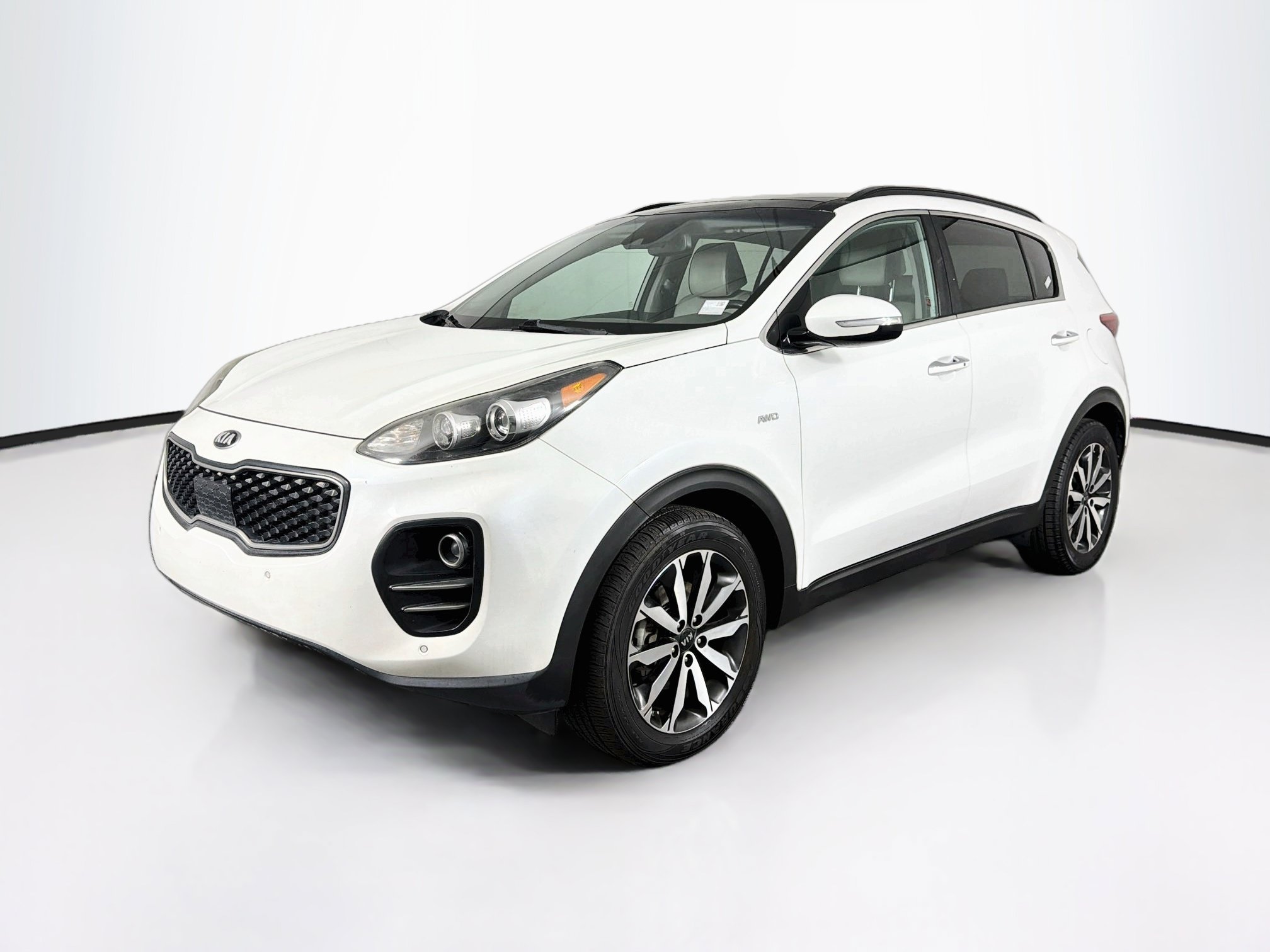 Used 2018 Kia Sportage EX w/ Option Group 040 AWD/4WD image 3