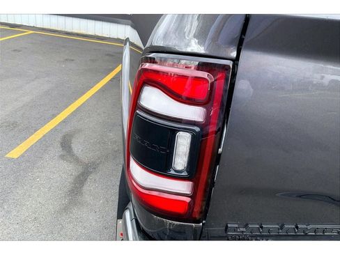 Used 2022 RAM 3500 Laramie AWD/4WD image 30