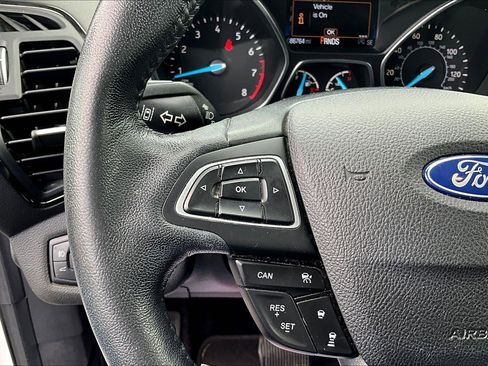 Used 2018 Ford Escape SEL w/ Ford Safe & Smart Package AWD/4WD image 11