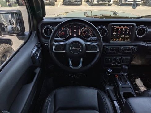 Used 2021 Jeep Wrangler Unlimited Sahara image 16