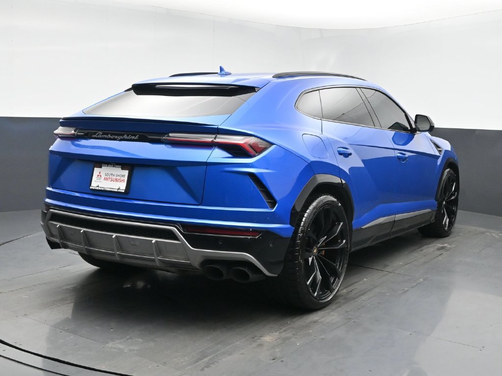 Used 2020 Lamborghini Urus AWD/4WD image 19