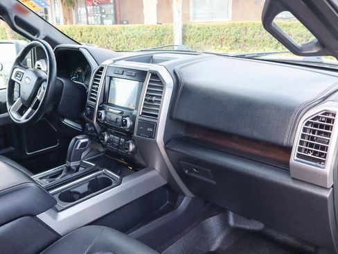 Used 2016 Ford F150 Platinum w/ Equipment Group 701A Luxury image 47