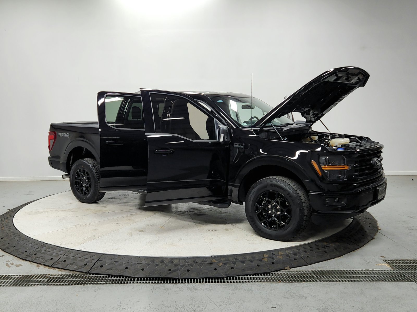Used 2024 Ford F150 XLT w/ Equipment Group 302A MID AWD/4WD image 10