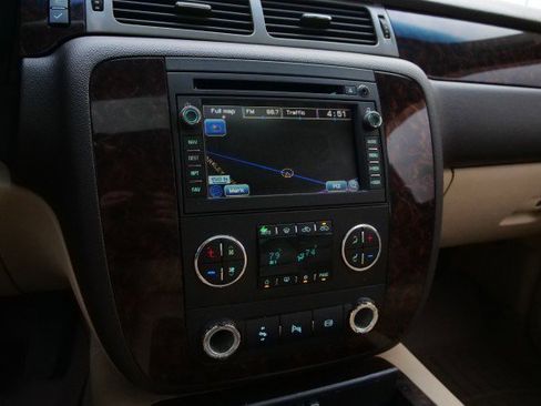 Used 2011 GMC Sierra 3500 Denali image 12