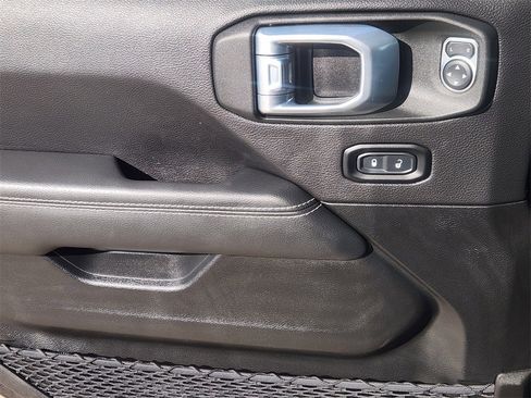 Used 2022 Jeep Wrangler Unlimited Sahara w/ Cold Weather Group image 24