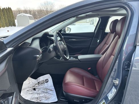 Used 2025 MAZDA MAZDA3 s image 13