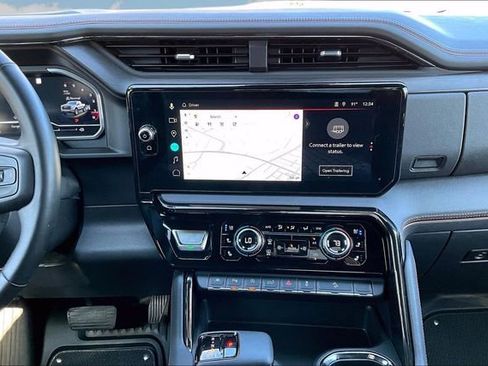 Certified 2023 GMC Sierra 1500 AT4 w/ Technology Package image 8