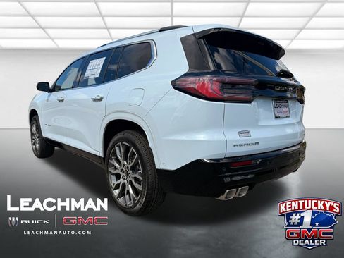 New 2026 GMC Acadia Denali Ultimate w/ LPO, Floor Liner Package FWD image 5