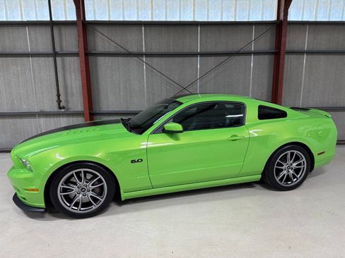 Used 2014 Ford Mustang GT Premium w/ GT Track Package image 19