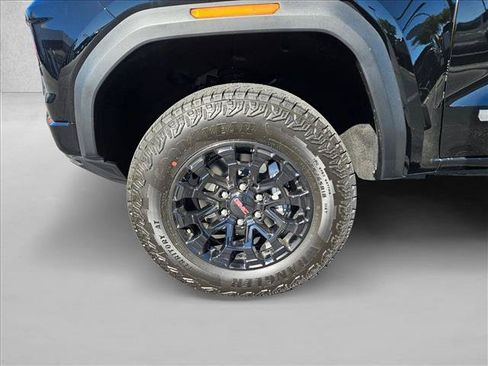 New 2026 GMC Canyon Elevation w/ Technology Package AWD/4WD image 10