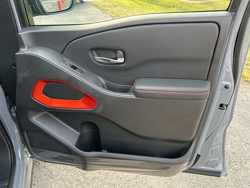 New 2025 Nissan Frontier PRO-4X w/ Pro Convenience Package image 37