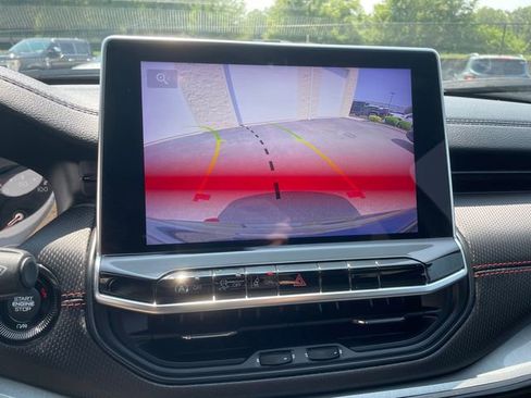 Used 2023 Jeep Compass Trailhawk image 34