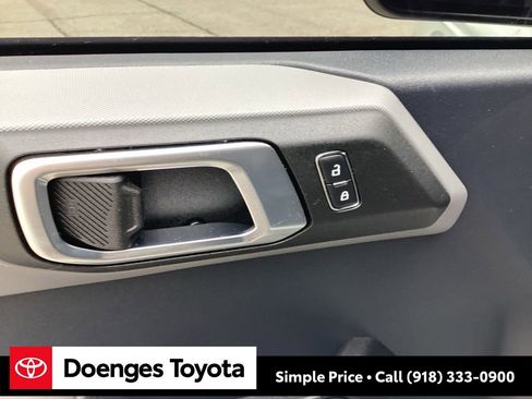 Used 2023 Ford Bronco Big Bend w/ Sasquatch Package image 29