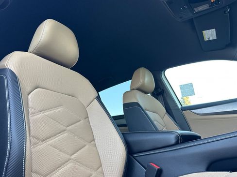 New 2026 Volkswagen Atlas Cross Sport SE AWD/4WD image 15