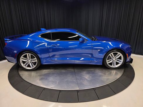 Used 2017 Chevrolet Camaro SS RWD image 15